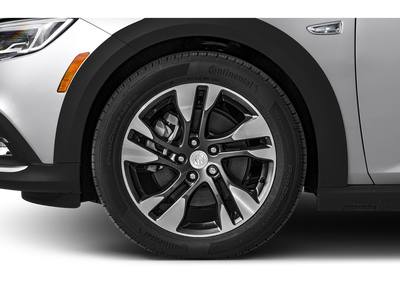 2020 Buick Regal TourX Essence