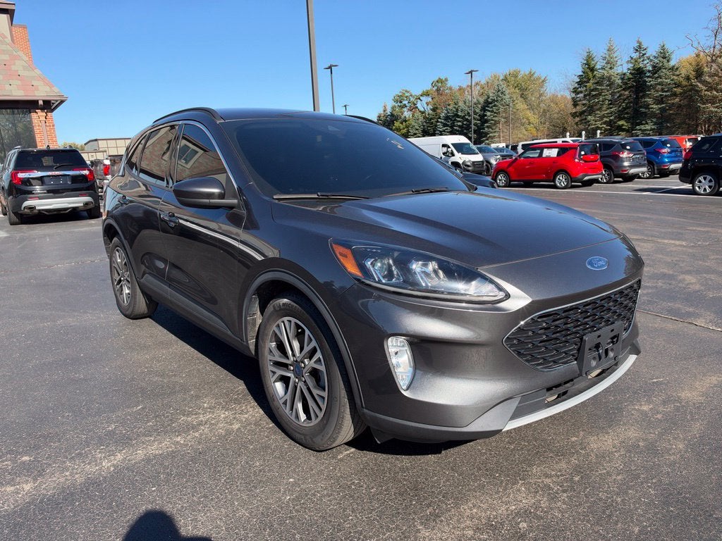 2020 Ford Escape SEL