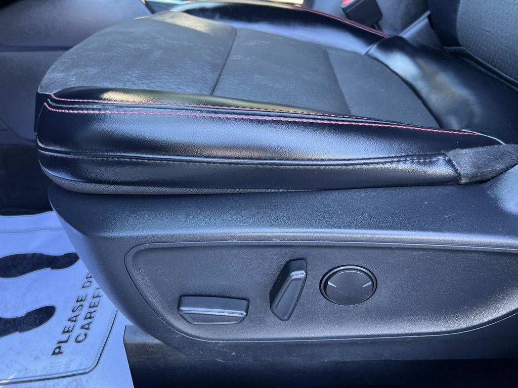 2024 Ford Escape Hybrid ST-Line Select