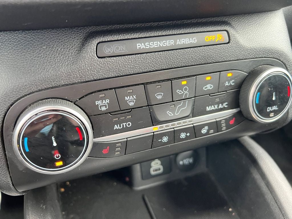 2024 Ford Escape Hybrid ST-Line Select