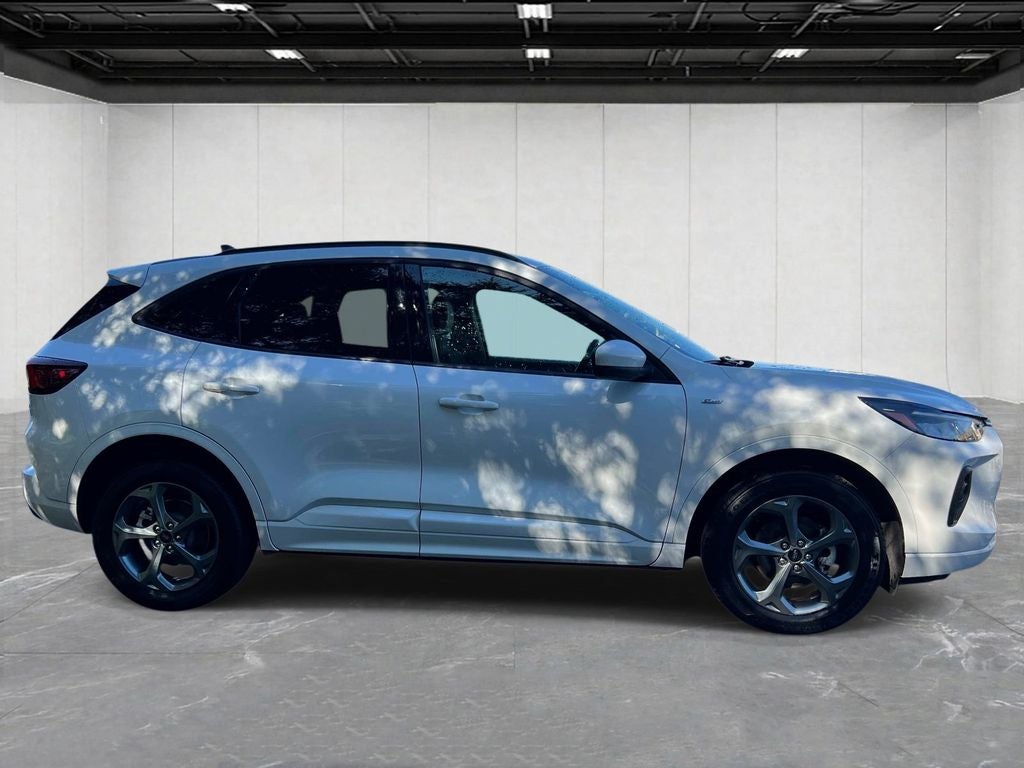 2024 Ford Escape Hybrid ST-Line Select