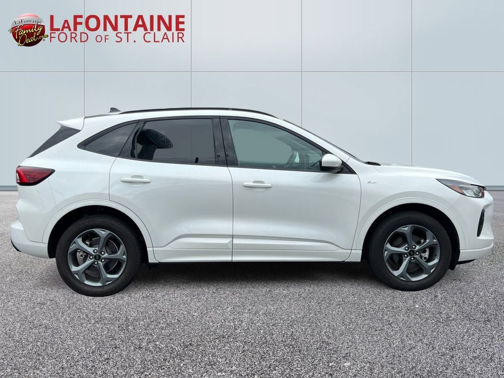 2024 Ford Escape Hybrid ST-Line Select
