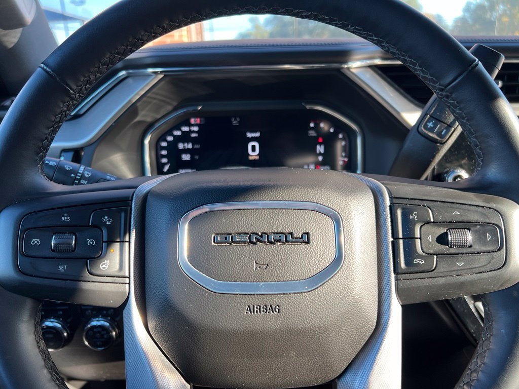 2025 GMC Sierra 2500HD Denali