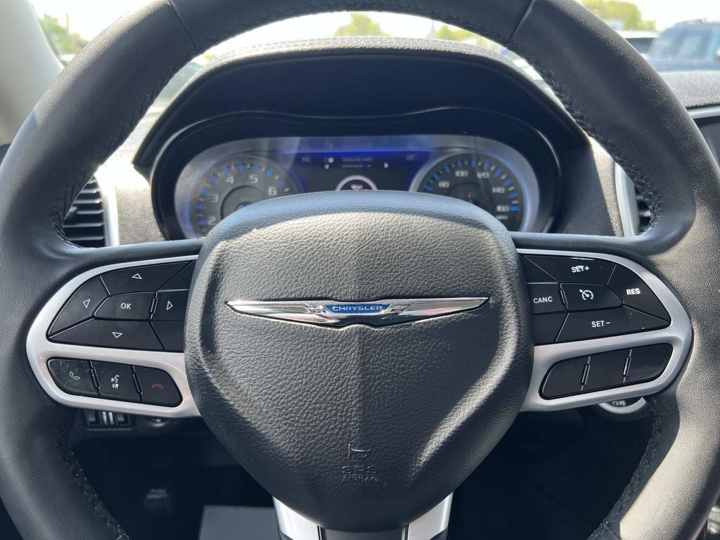 2022 Chrysler 300 Touring