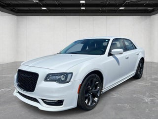 2022 Chrysler 300 Touring