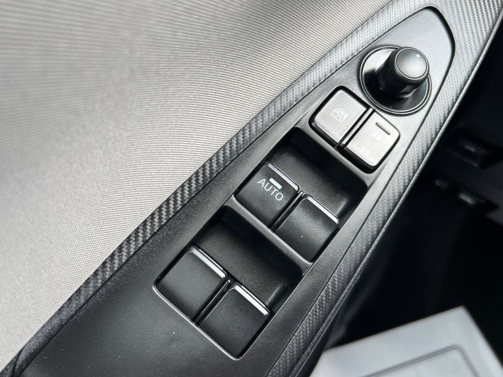 2019 Toyota Yaris LE