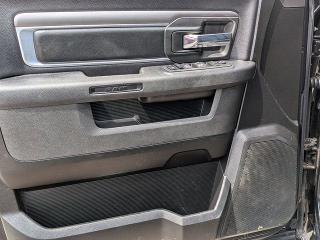 2022 RAM 1500 Classic Warlock Quad Cab 4x4 6'4" Box