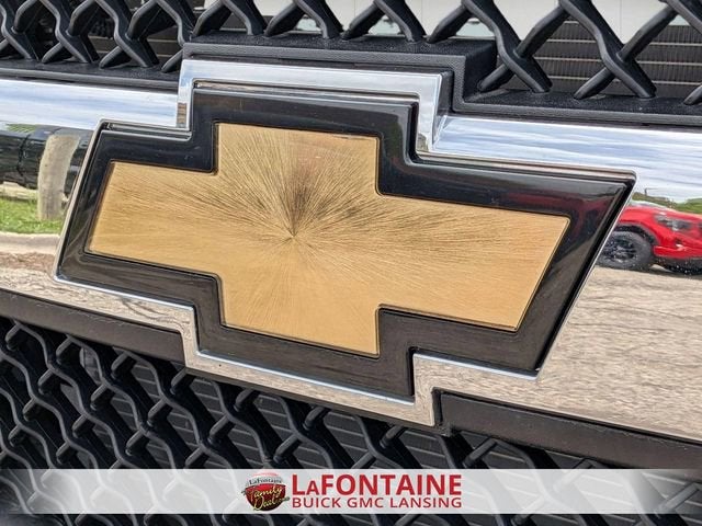 2024 Chevrolet Express Passenger 3500 1LT