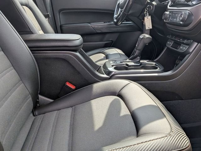 2021 GMC Canyon 4WD AT4 w/Cloth