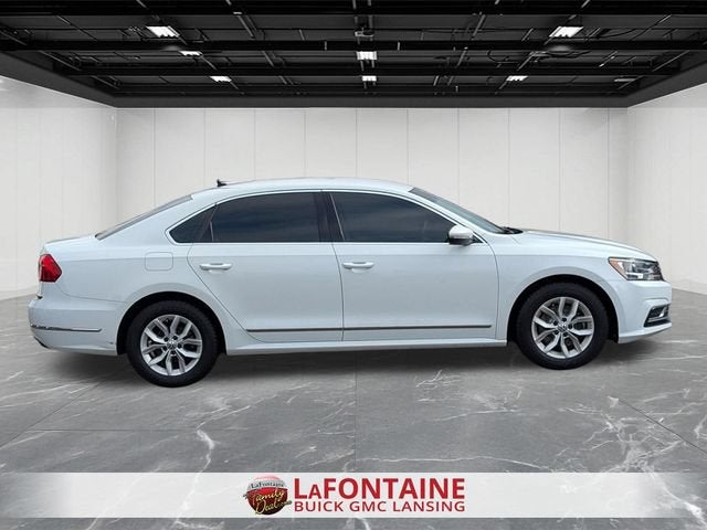 2016 Volkswagen Passat 1.8T S
