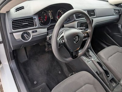 2016 Volkswagen Passat 1.8T S