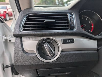 2016 Volkswagen Passat 1.8T S