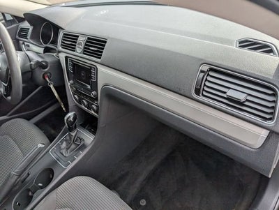 2016 Volkswagen Passat 1.8T S