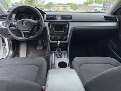 2016 Volkswagen Passat 1.8T S