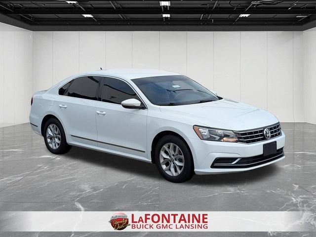 2016 Volkswagen Passat 1.8T S
