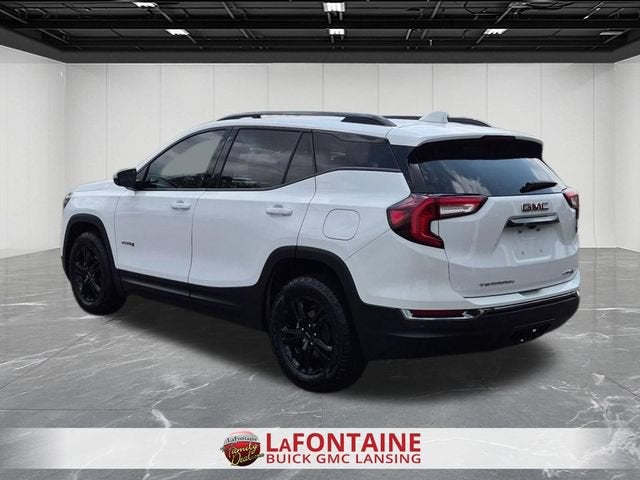 2024 GMC Terrain AT4