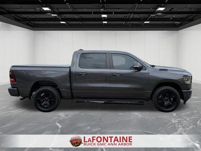 2020 RAM 1500 Big Horn Crew Cab 4x4 5'7" Box