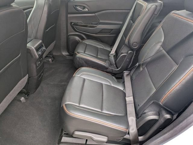 2021 GMC Acadia AT4