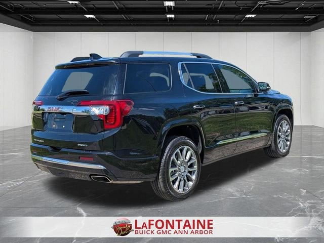 2023 GMC Acadia Denali