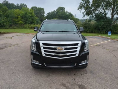 2015 Cadillac Escalade Luxury