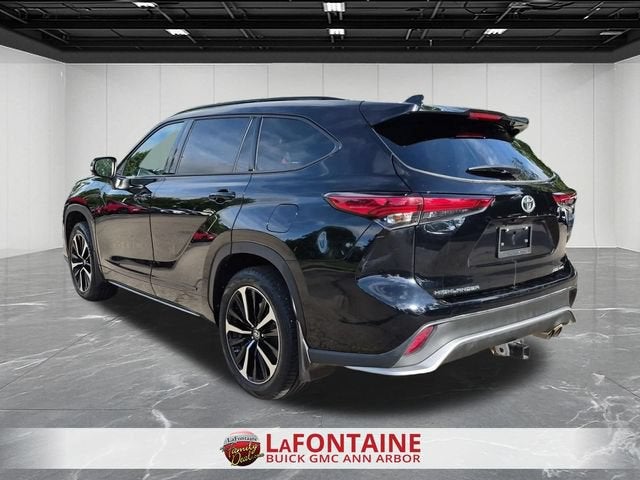 2022 Toyota Highlander XSE