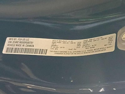 2025 Chrysler Pacifica Select