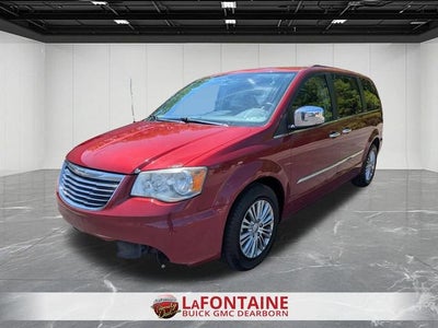 2013 Chrysler Town & Country Touring-L