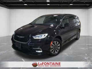 2024 Chrysler Pacifica Hybrid Select