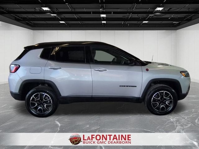 2025 Jeep Compass Trailhawk 4x4