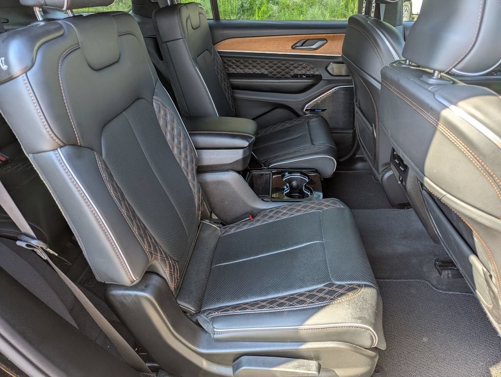 2023 Jeep Grand Cherokee L Summit Reserve 4x4
