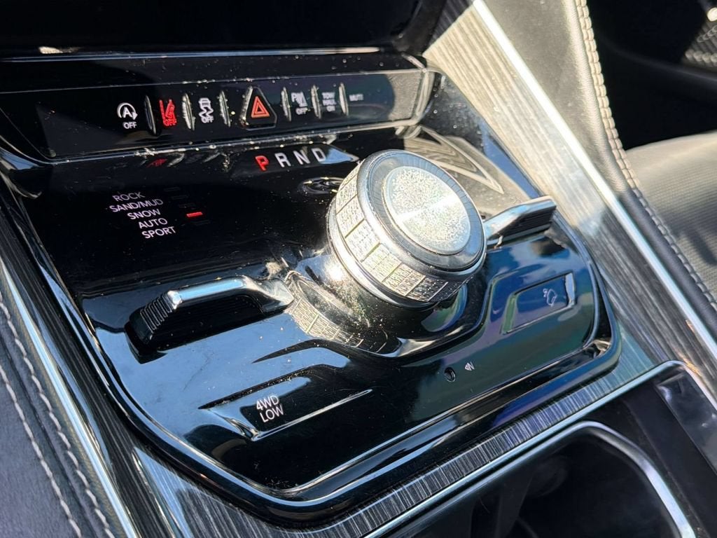 2022 Jeep Wagoneer Series III 4x4