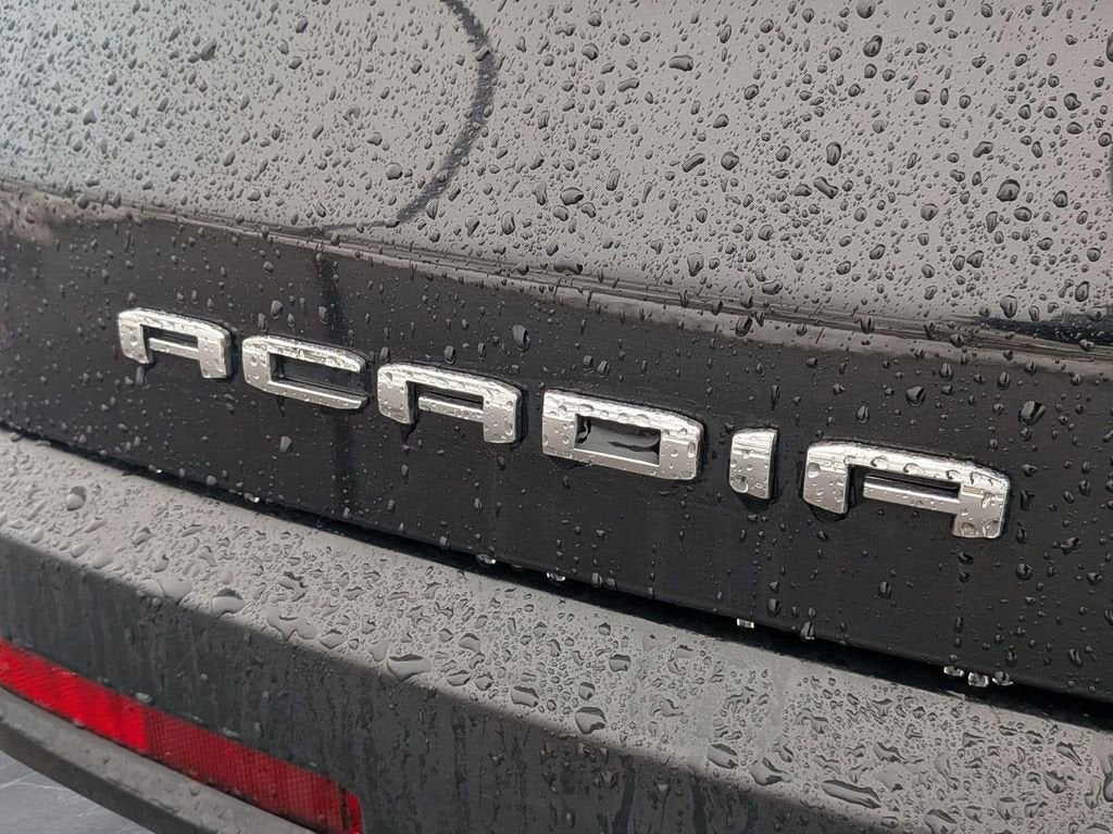 2023 GMC Acadia SLT