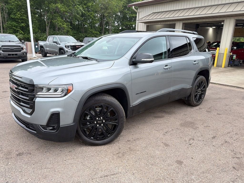 2023 GMC Acadia SLT