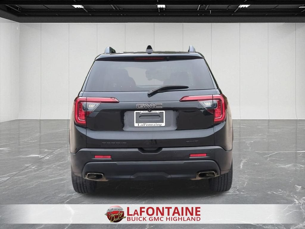 2021 GMC Acadia SLT
