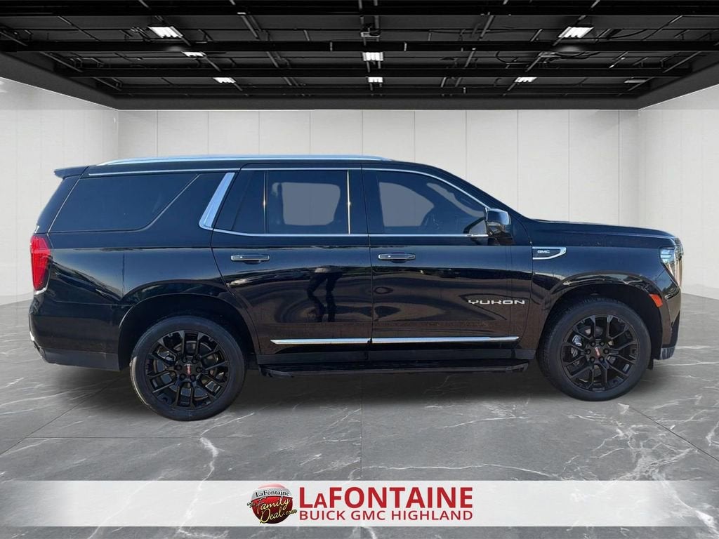 2023 GMC Yukon SLT