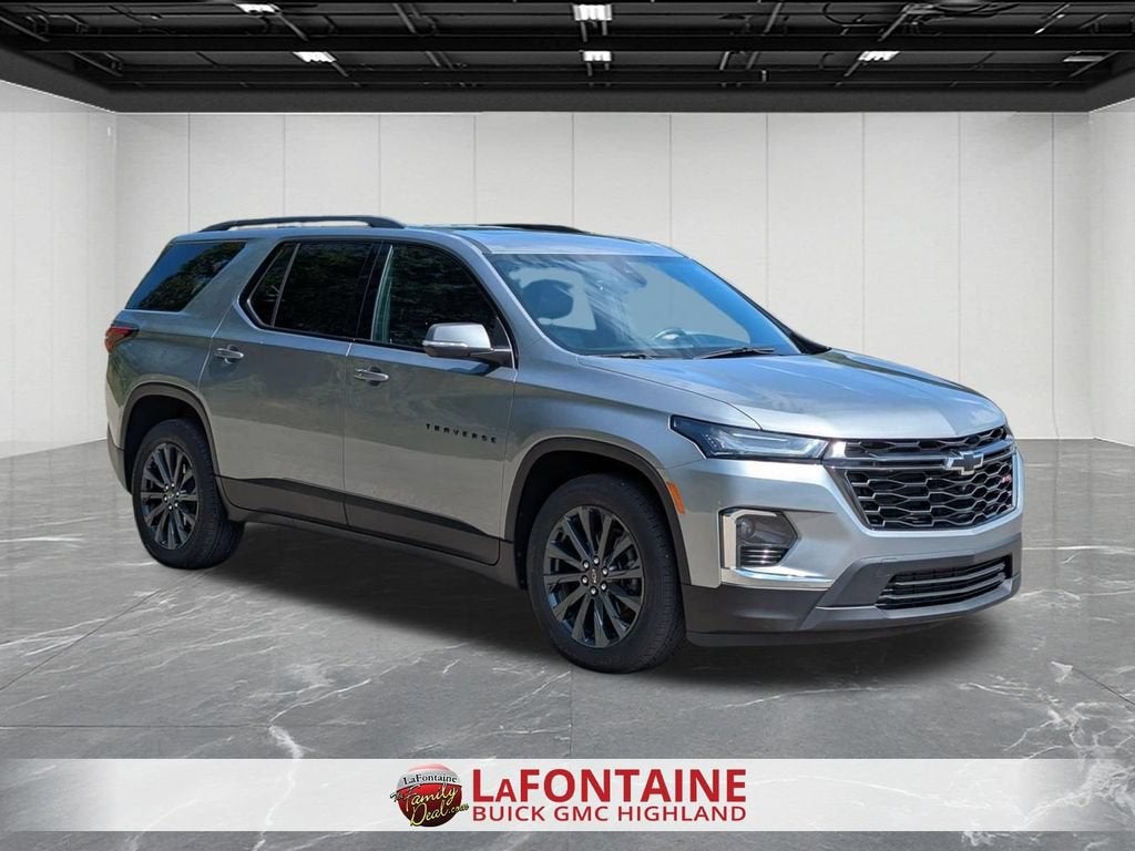 2023 Chevrolet Traverse RS