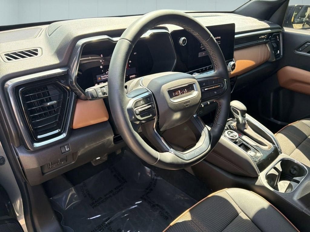 2023 GMC Canyon AT4