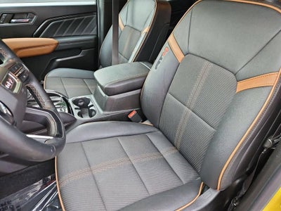 2023 GMC Canyon 4WD AT4