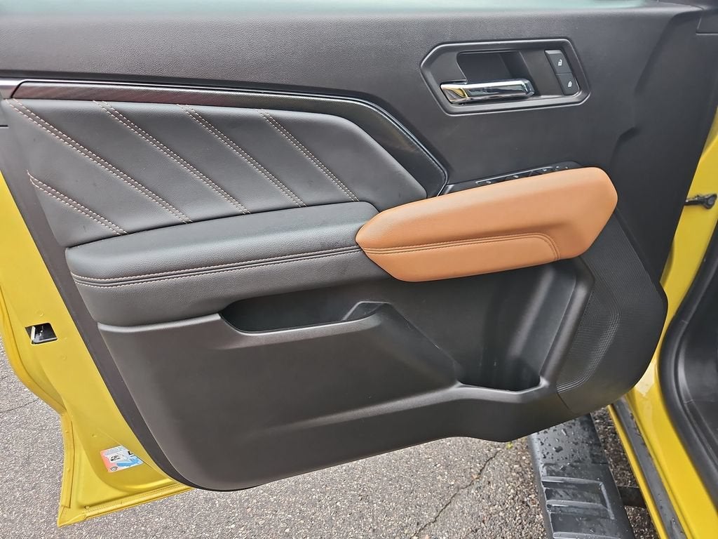 2023 GMC Canyon 4WD AT4