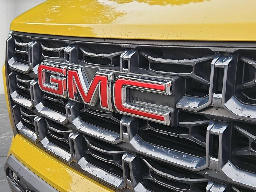 2023 GMC Canyon 4WD AT4