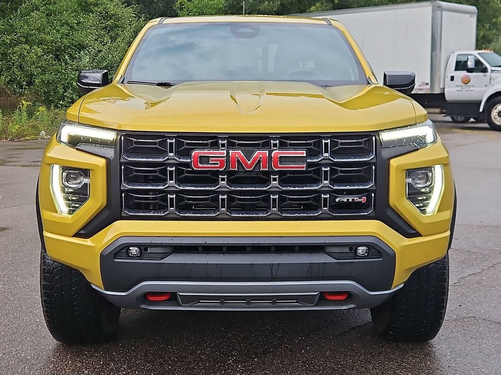 2023 GMC Canyon 4WD AT4