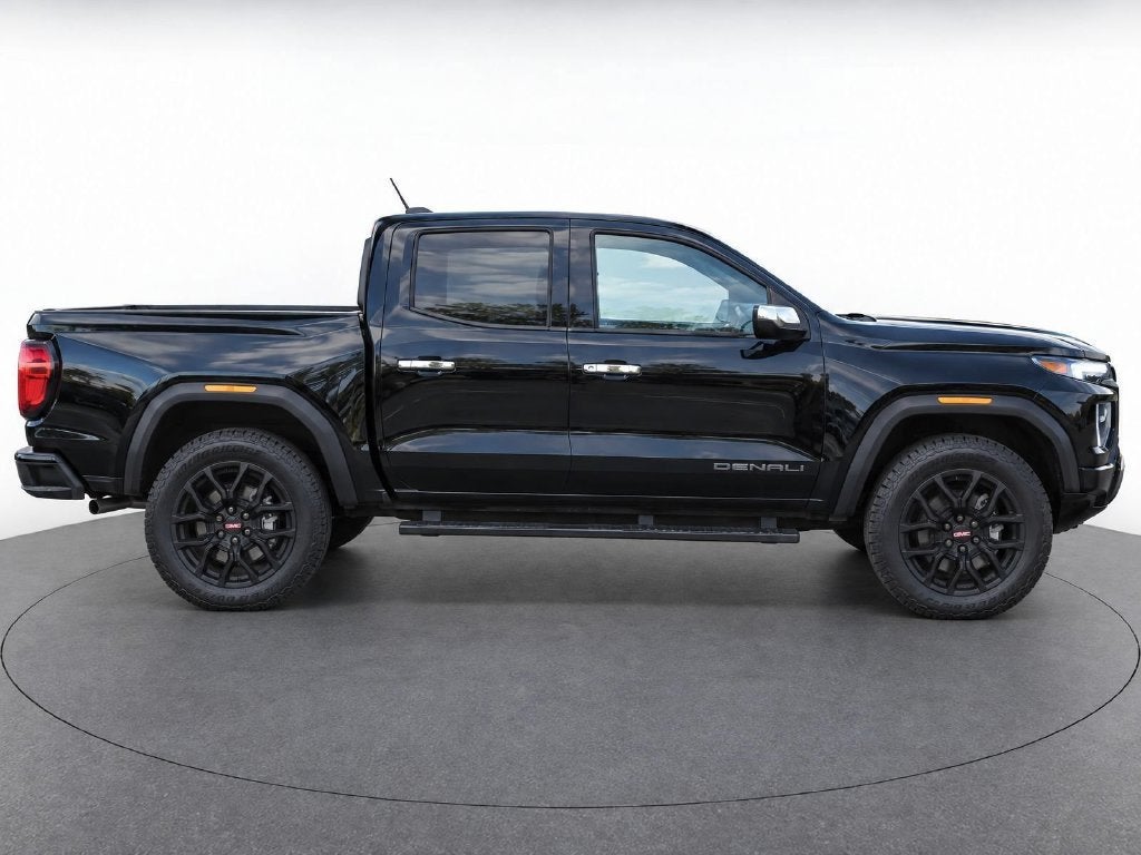 2023 GMC Canyon 4WD Denali