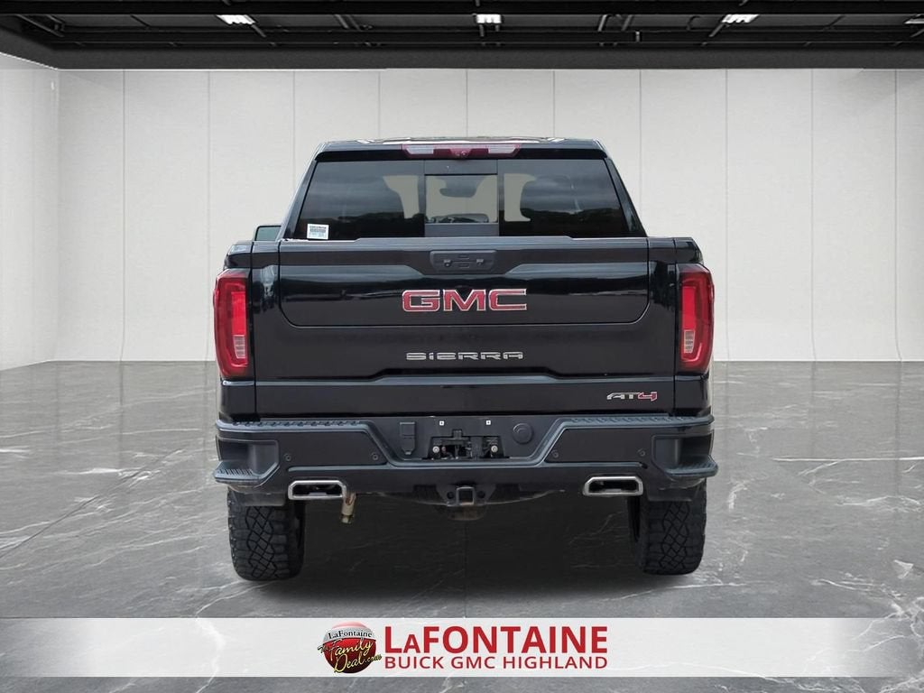 2022 GMC Sierra 1500 AT4
