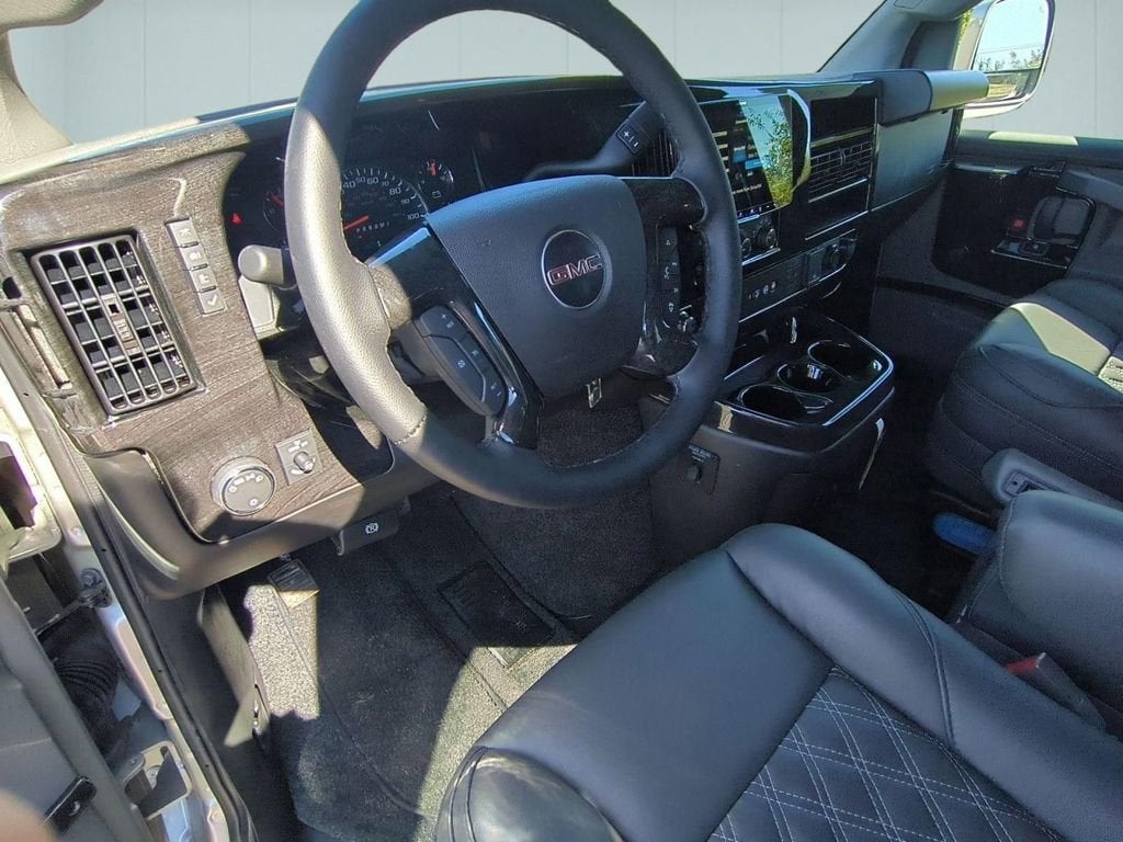 2025 GMC Savana Cargo Work Van