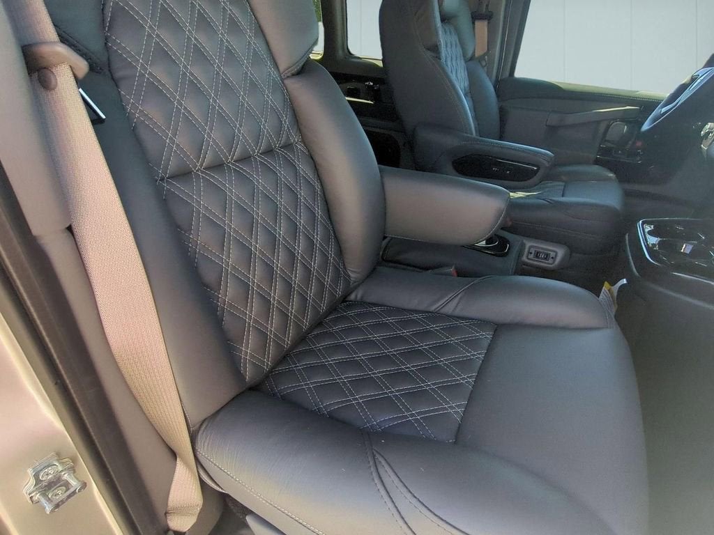 2025 GMC Savana Cargo Work Van