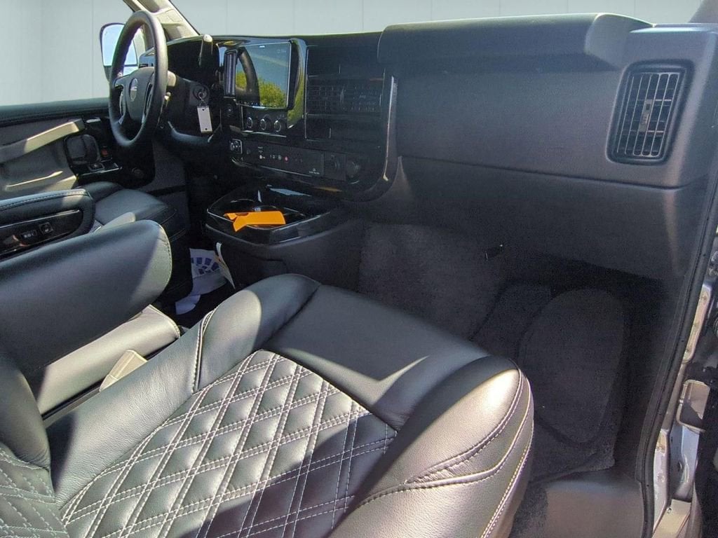 2025 GMC Savana Cargo Work Van