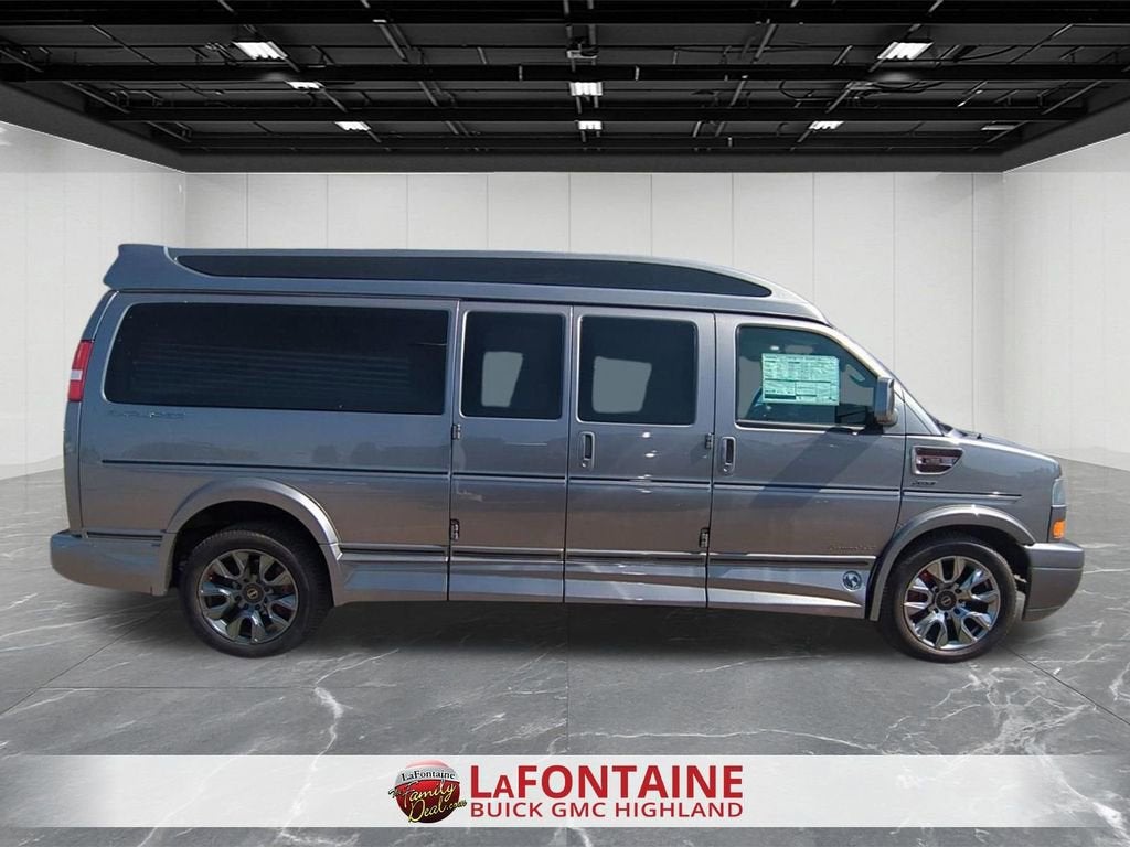 2025 GMC Savana Cargo Work Van