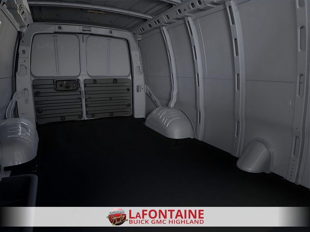 2025 GMC Savana Cargo Work Van