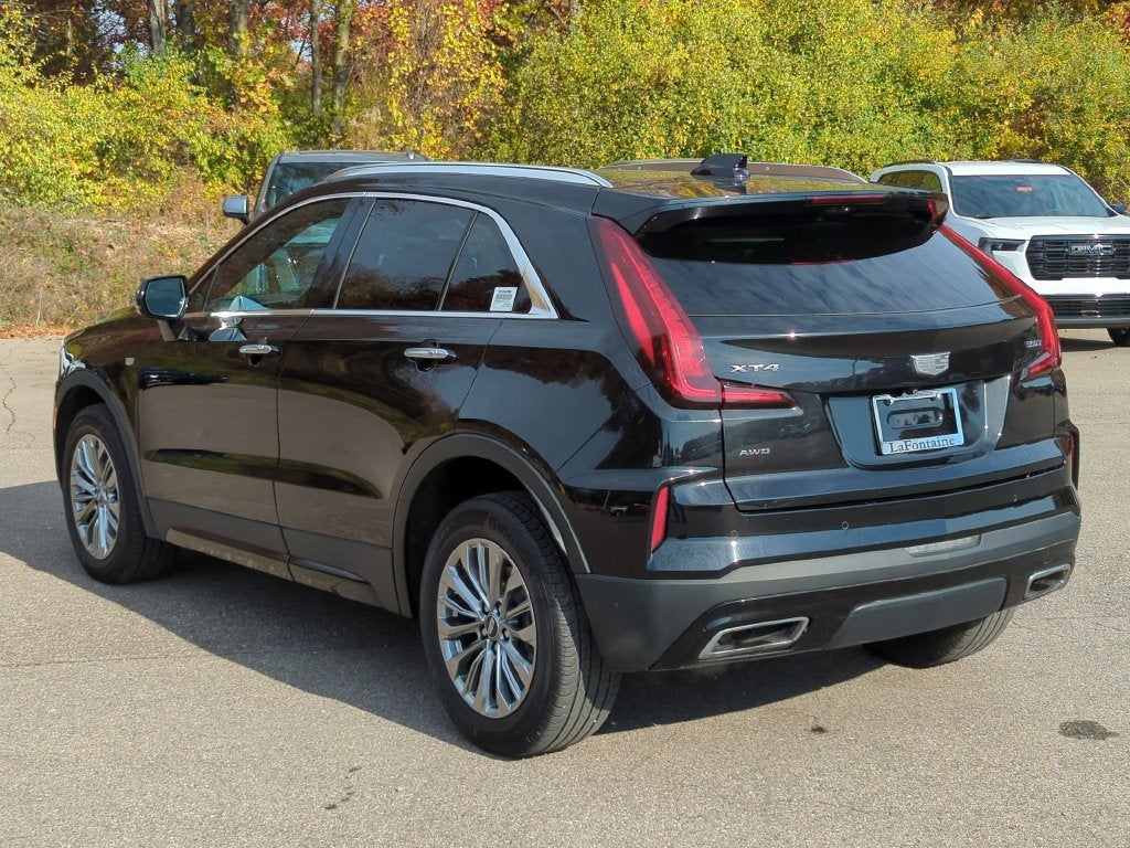 2024 Cadillac XT4 Premium Luxury