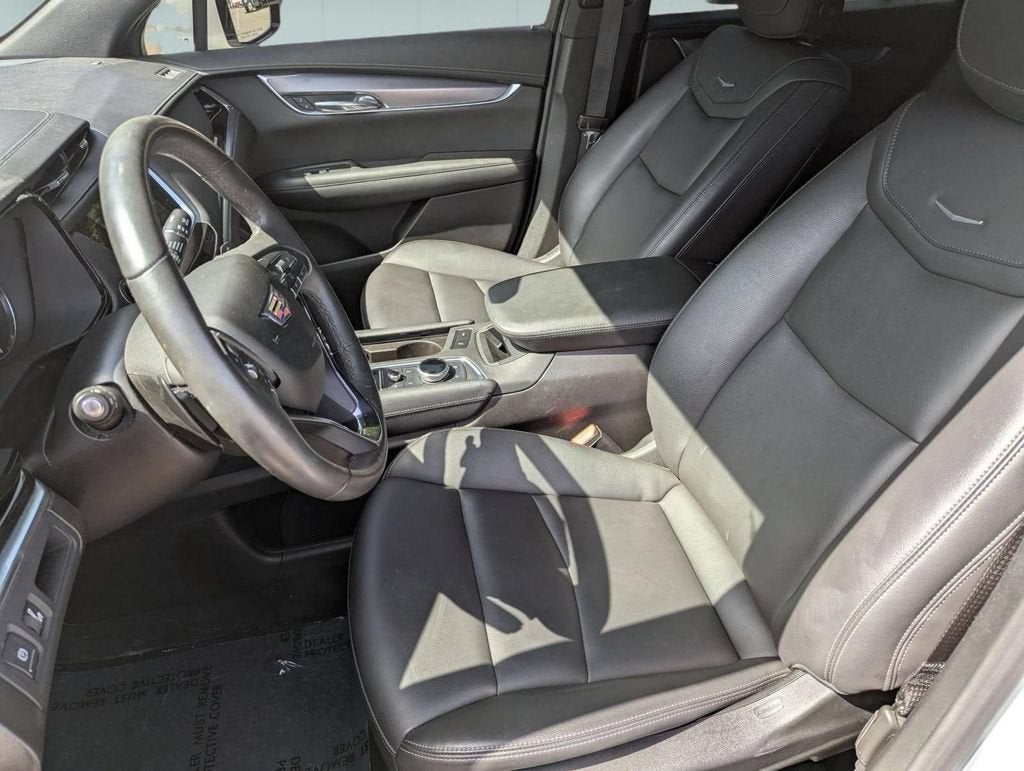 2023 Cadillac XT6 Luxury